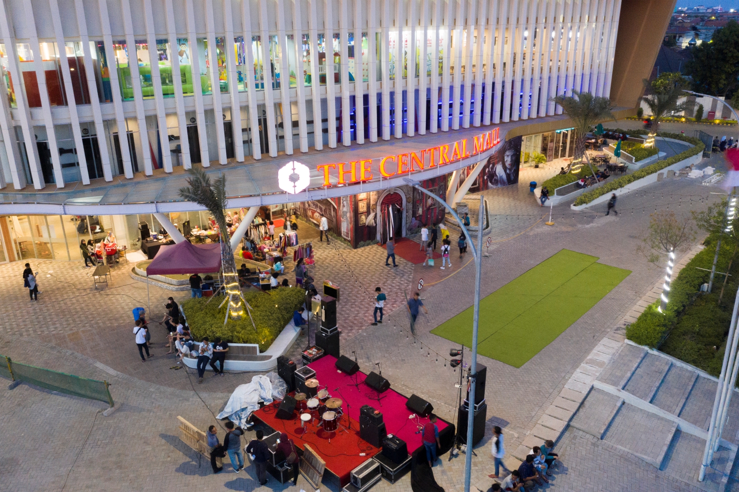 The Central Mall